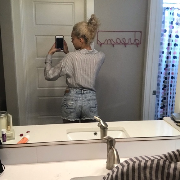 Denim shorts - Picture 4 of 4